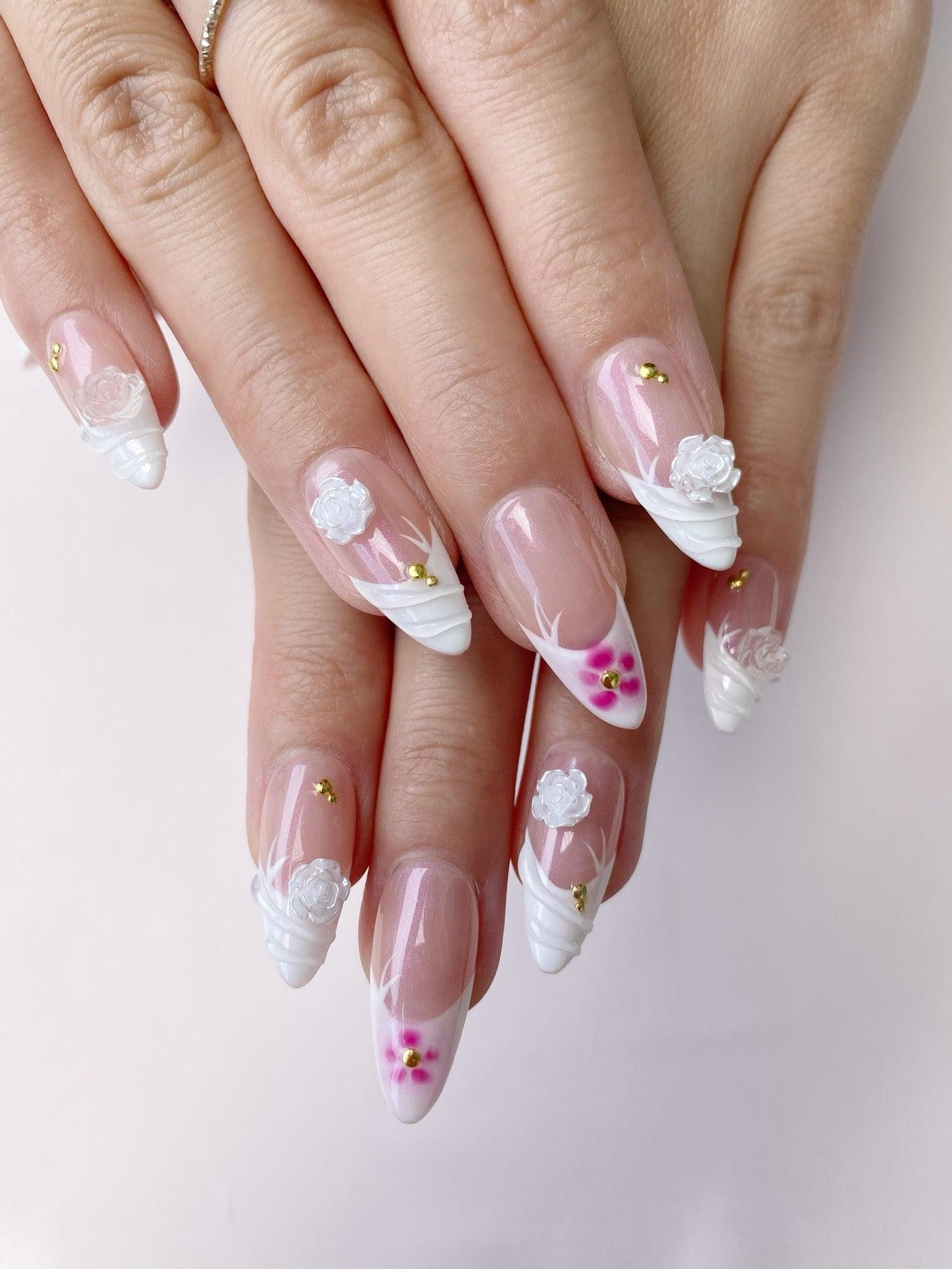 Blooming Petals - GO2NAIL MEDIUM LONG ALMOND PressOnNails