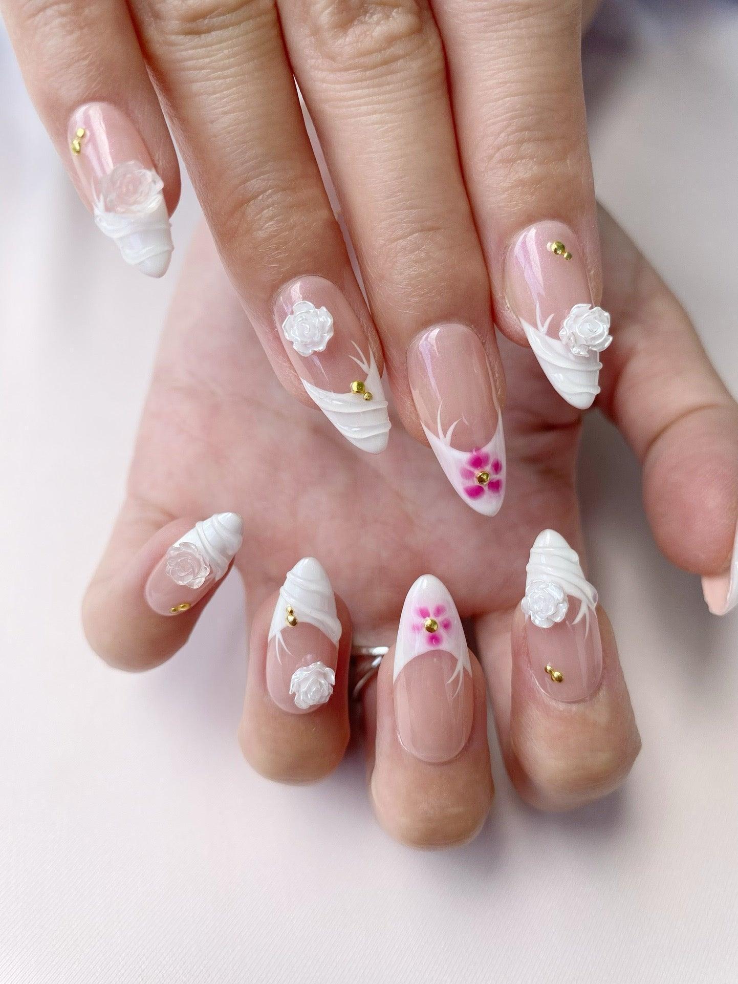 Blooming Petals - GO2NAIL MEDIUM LONG ALMOND PressOnNails