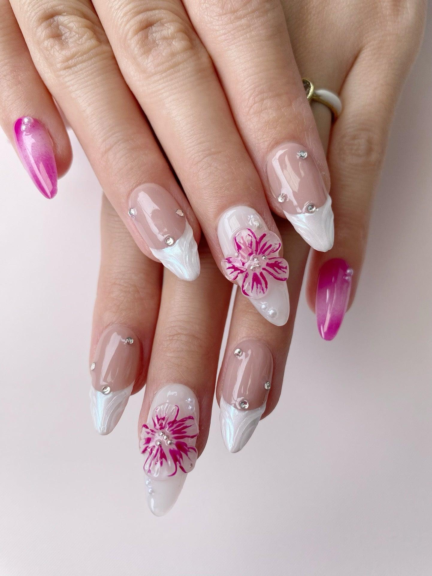 Blossom Grace - GO2NAIL MEDIUM ALMOND PressOnNails