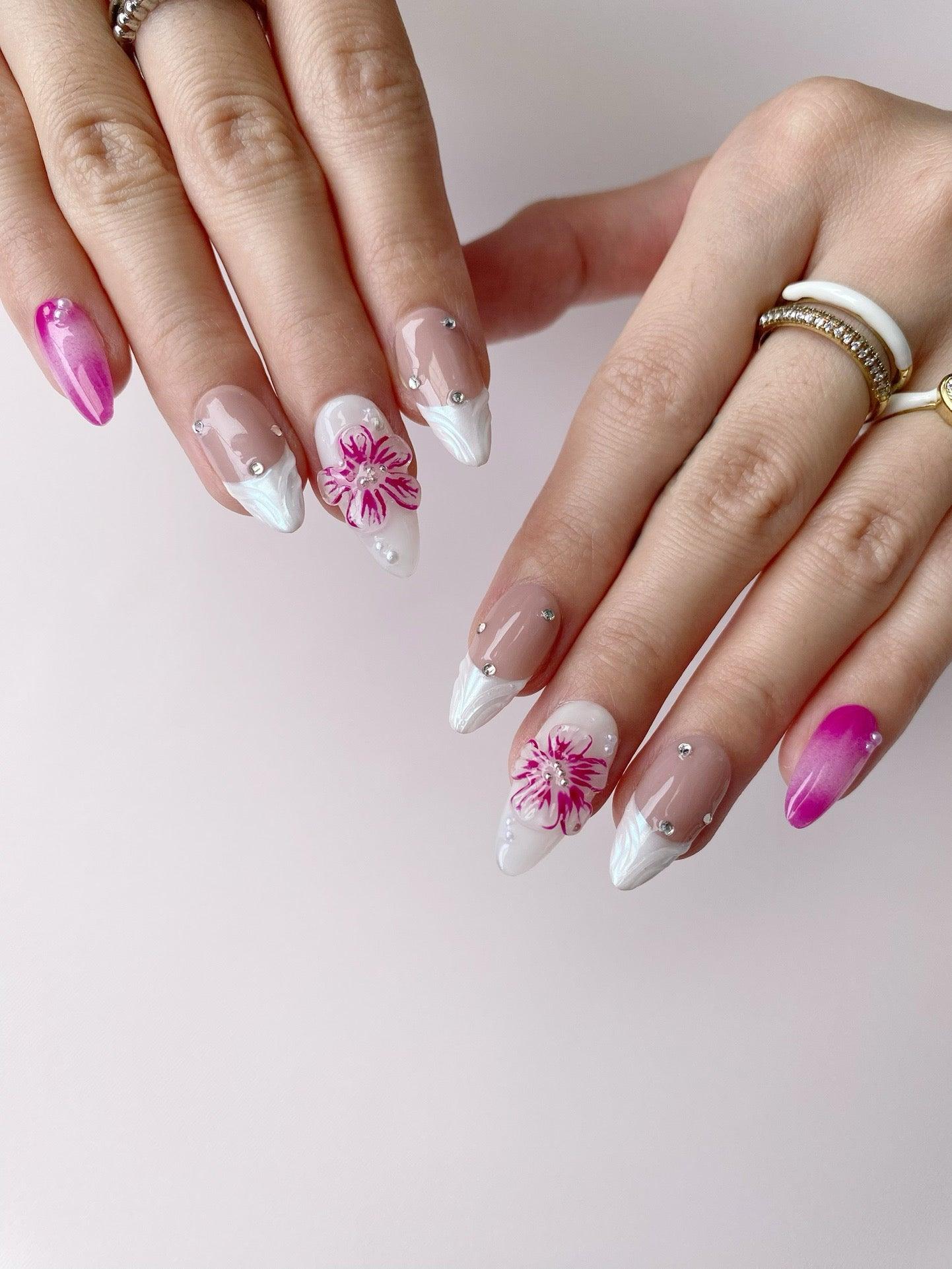 Blossom Grace - GO2NAIL MEDIUM ALMOND PressOnNails