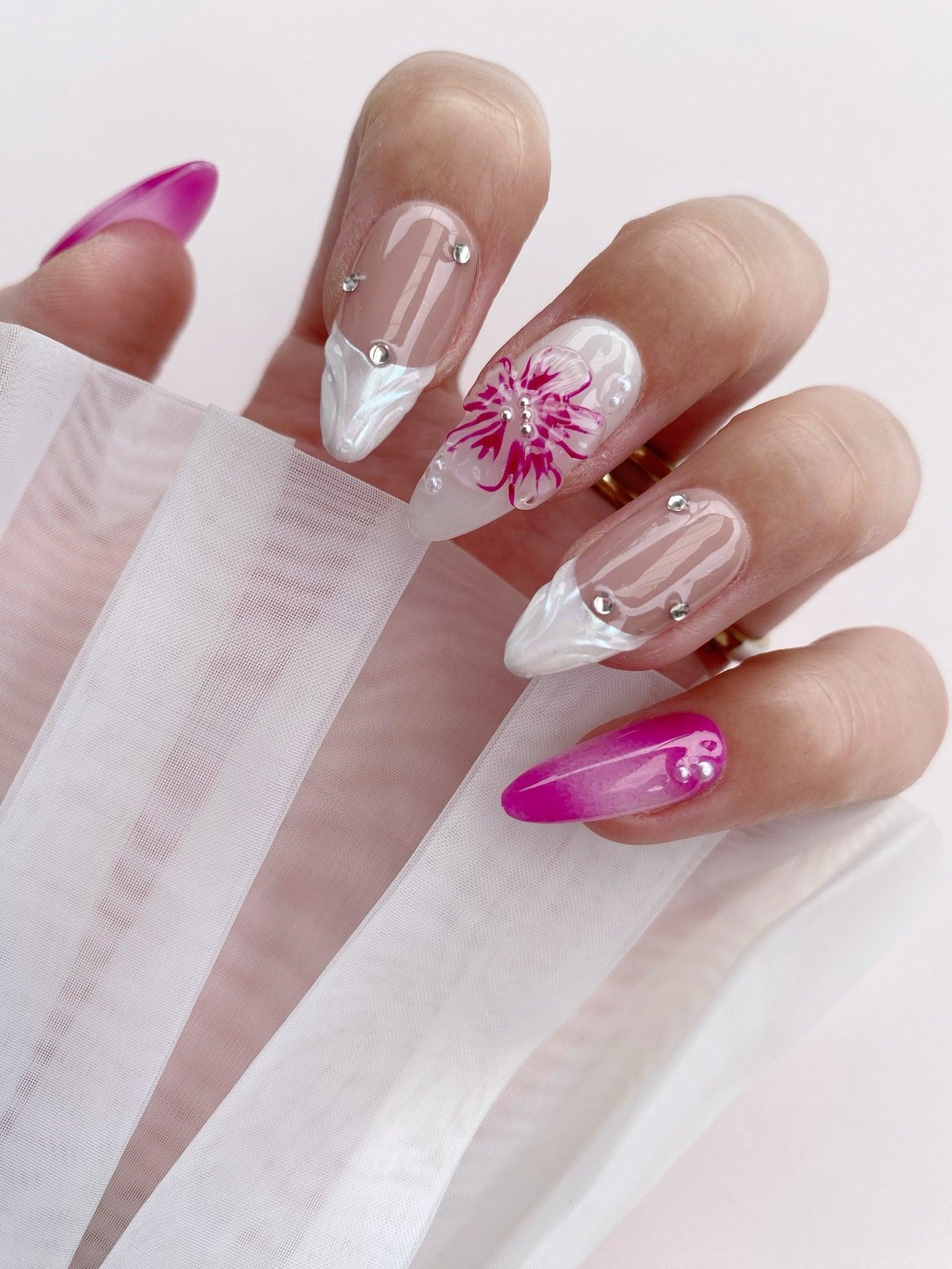 Blossom Grace - GO2NAIL MEDIUM ALMOND PressOnNails