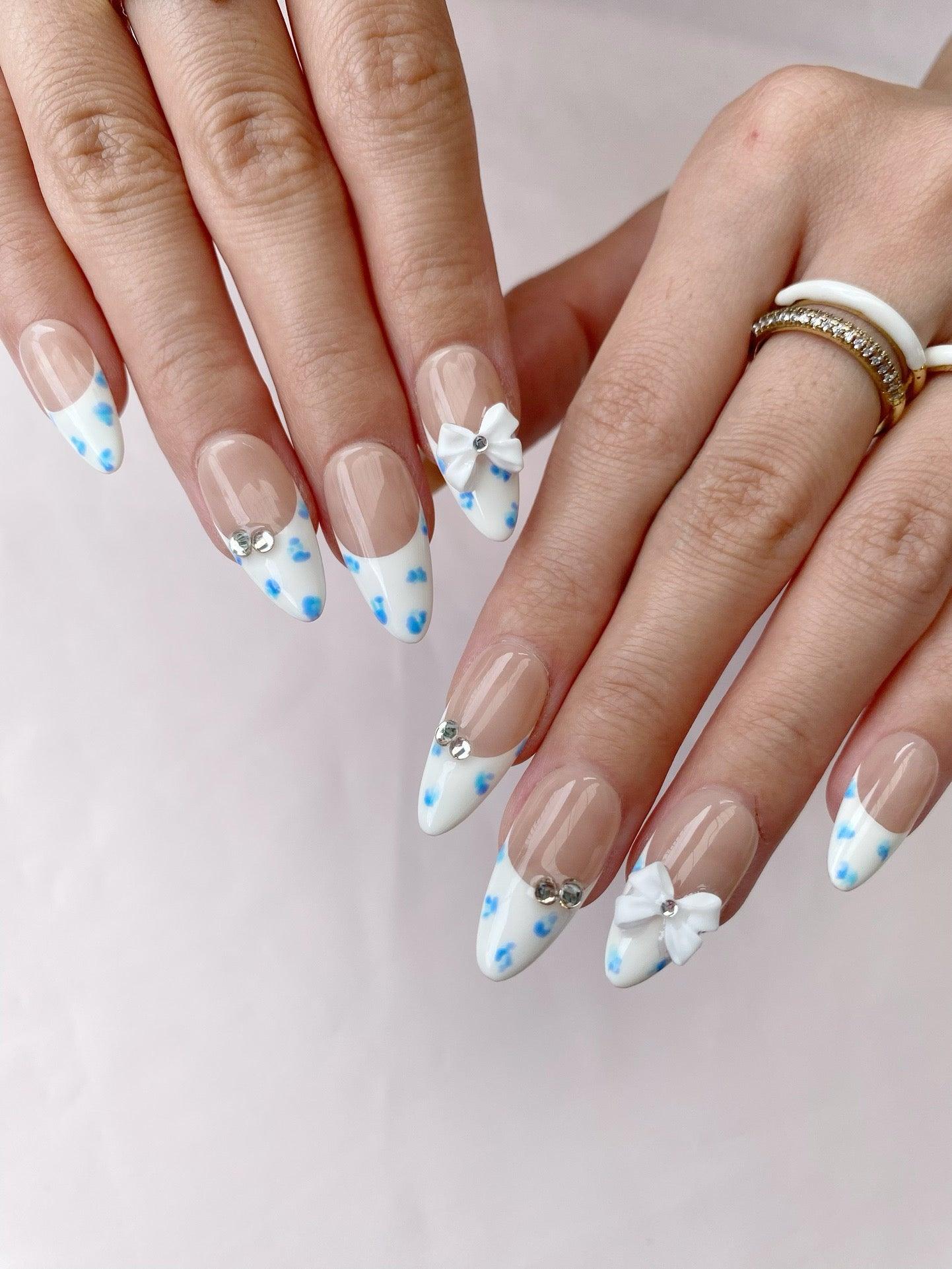 Blue Bow - GO2NAIL MEDIUM ALMOND PressOnNails