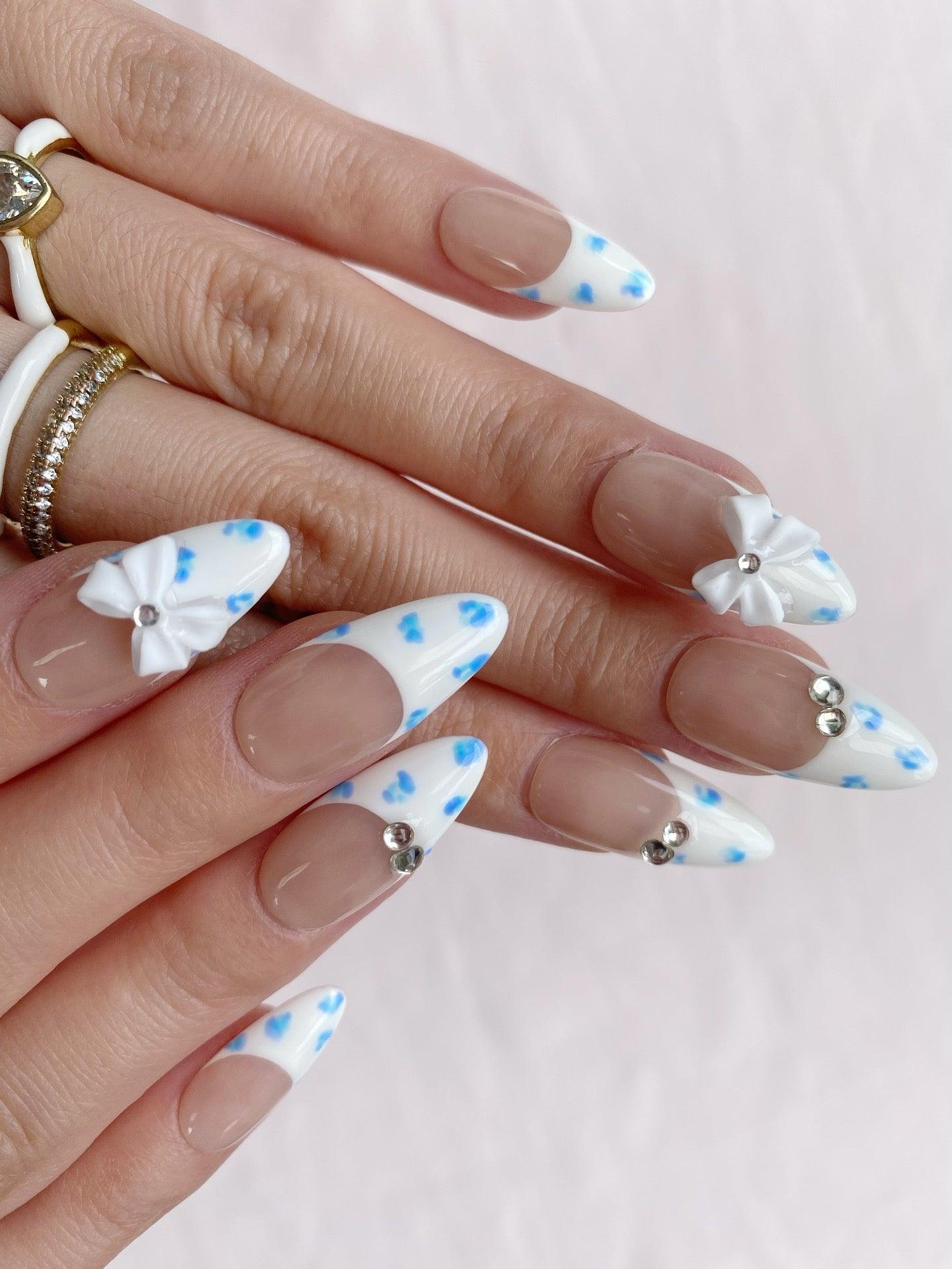 Blue Bow - GO2NAIL MEDIUM ALMOND PressOnNails