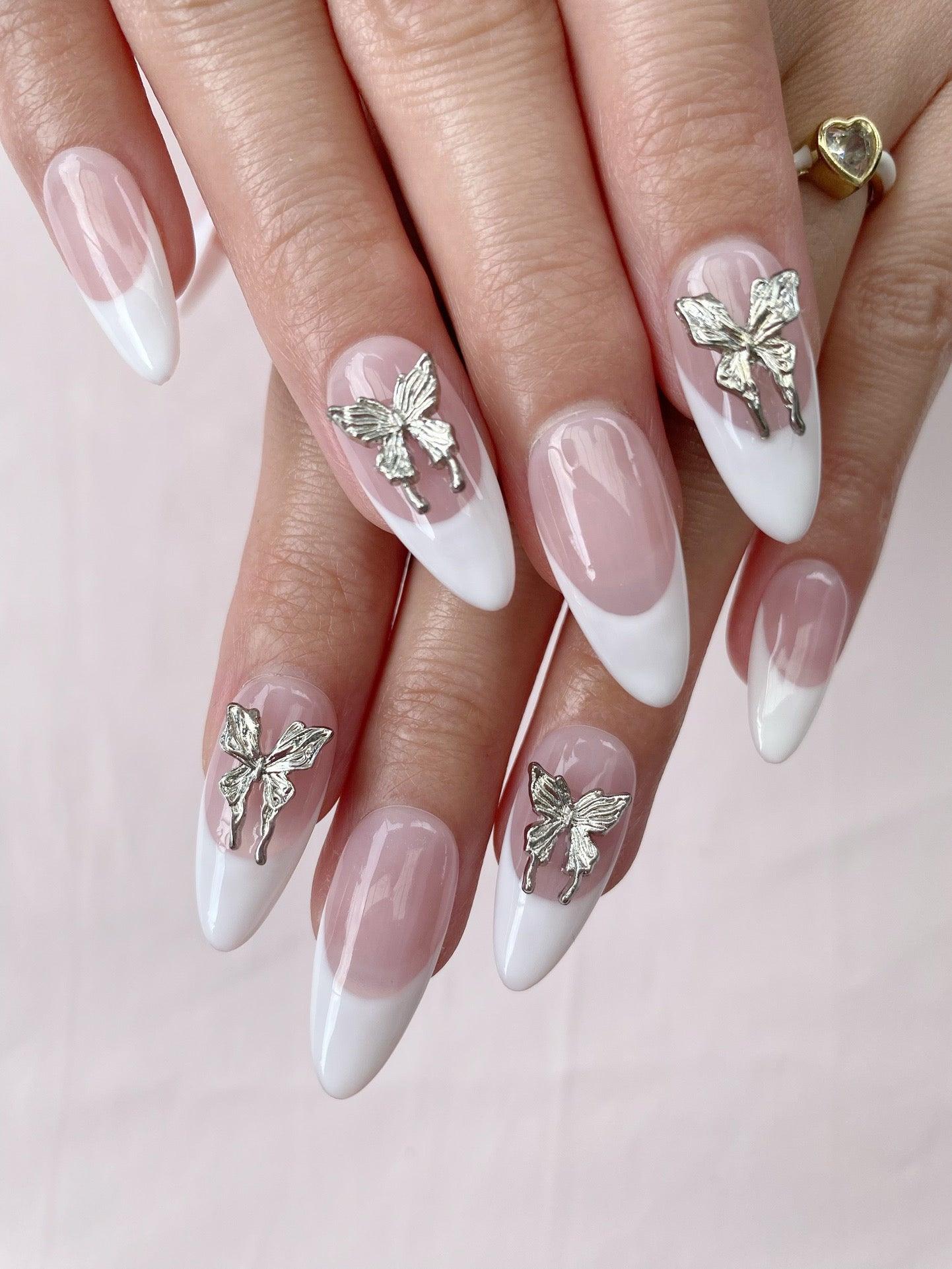 Butterfly Elegance - GO2NAIL MEDIUM ALMOND PressOnNails