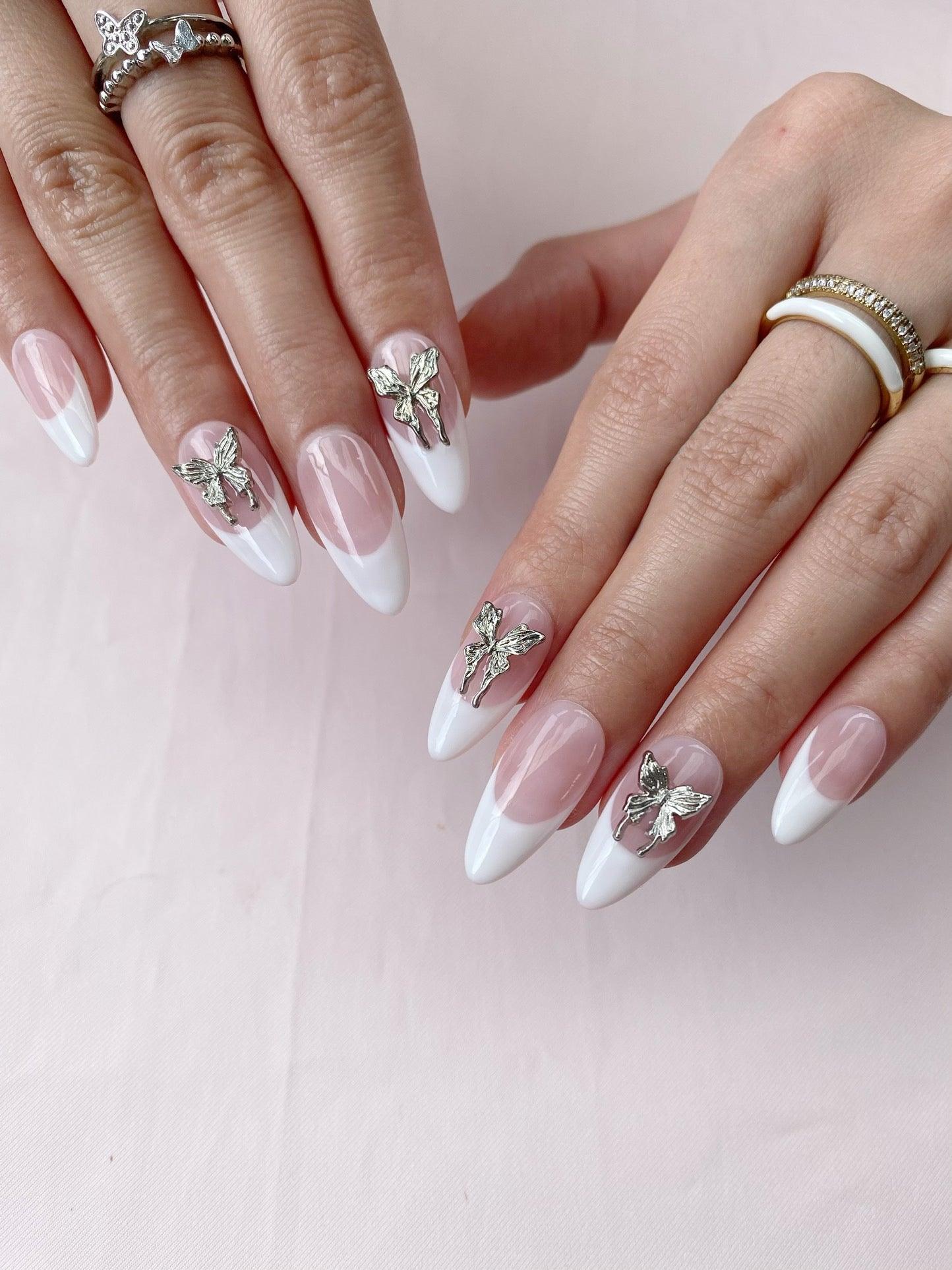 Butterfly Elegance - GO2NAIL MEDIUM ALMOND PressOnNails