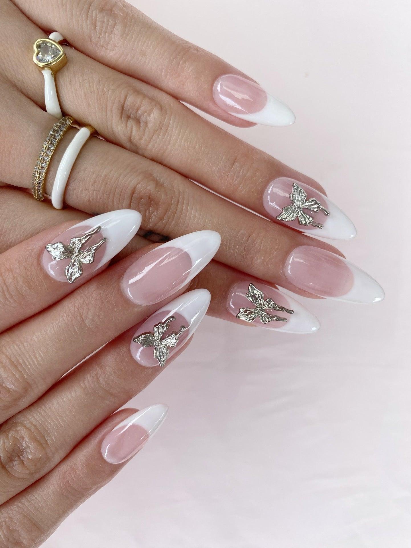 Butterfly Elegance - GO2NAIL MEDIUM ALMOND PressOnNails