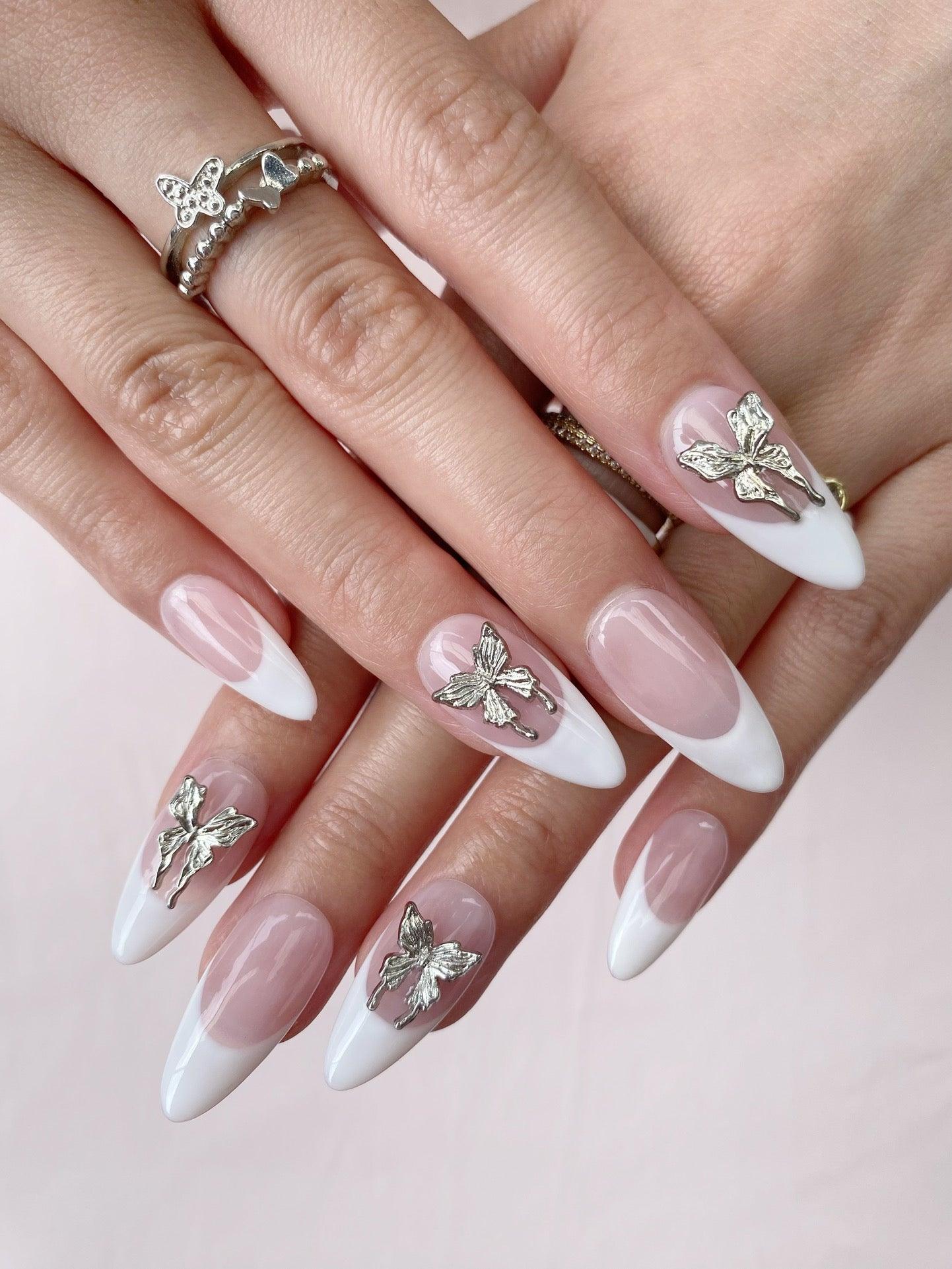 Butterfly Elegance - GO2NAIL MEDIUM ALMOND PressOnNails
