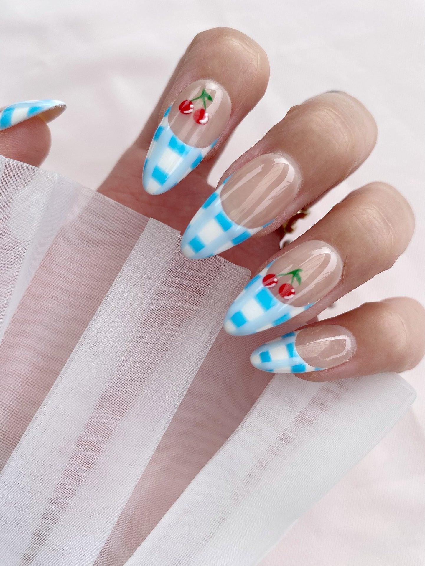 Cherry Check - GO2NAIL MEDIUM ALMOND PressOnNails