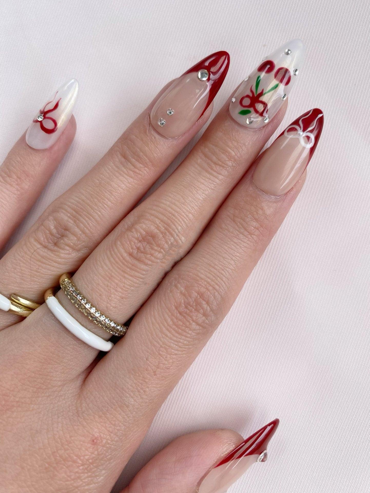 Cherry Love - GO2NAIL MEDIUM ALMOND PressOnNails