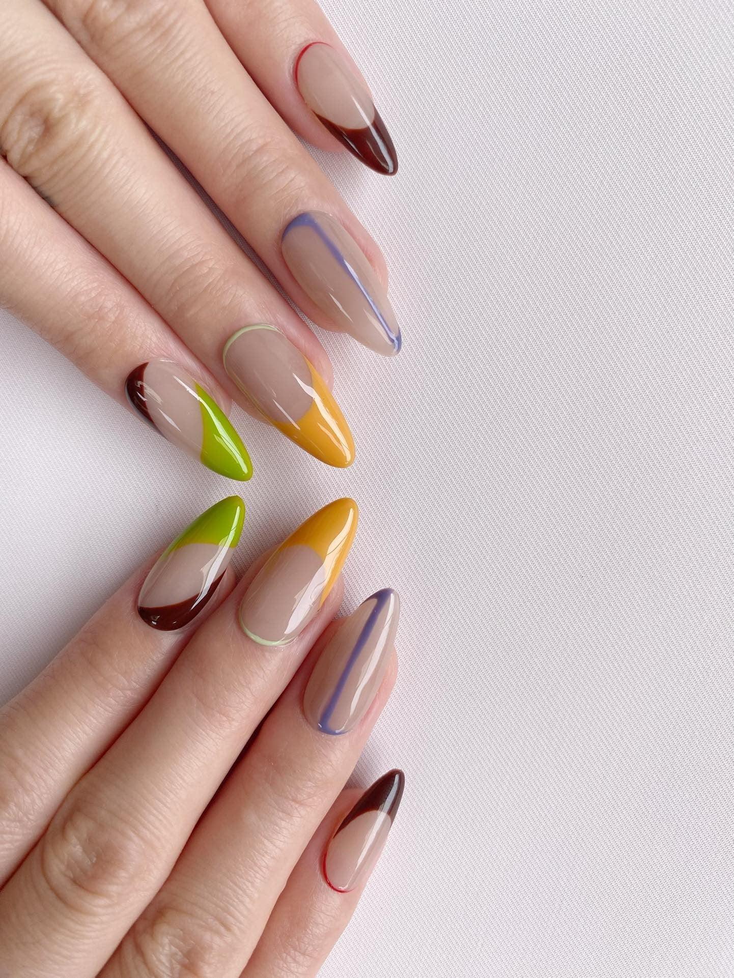 ColorBlockChic - GO2NAIL LONG ALMOND PressOnNails