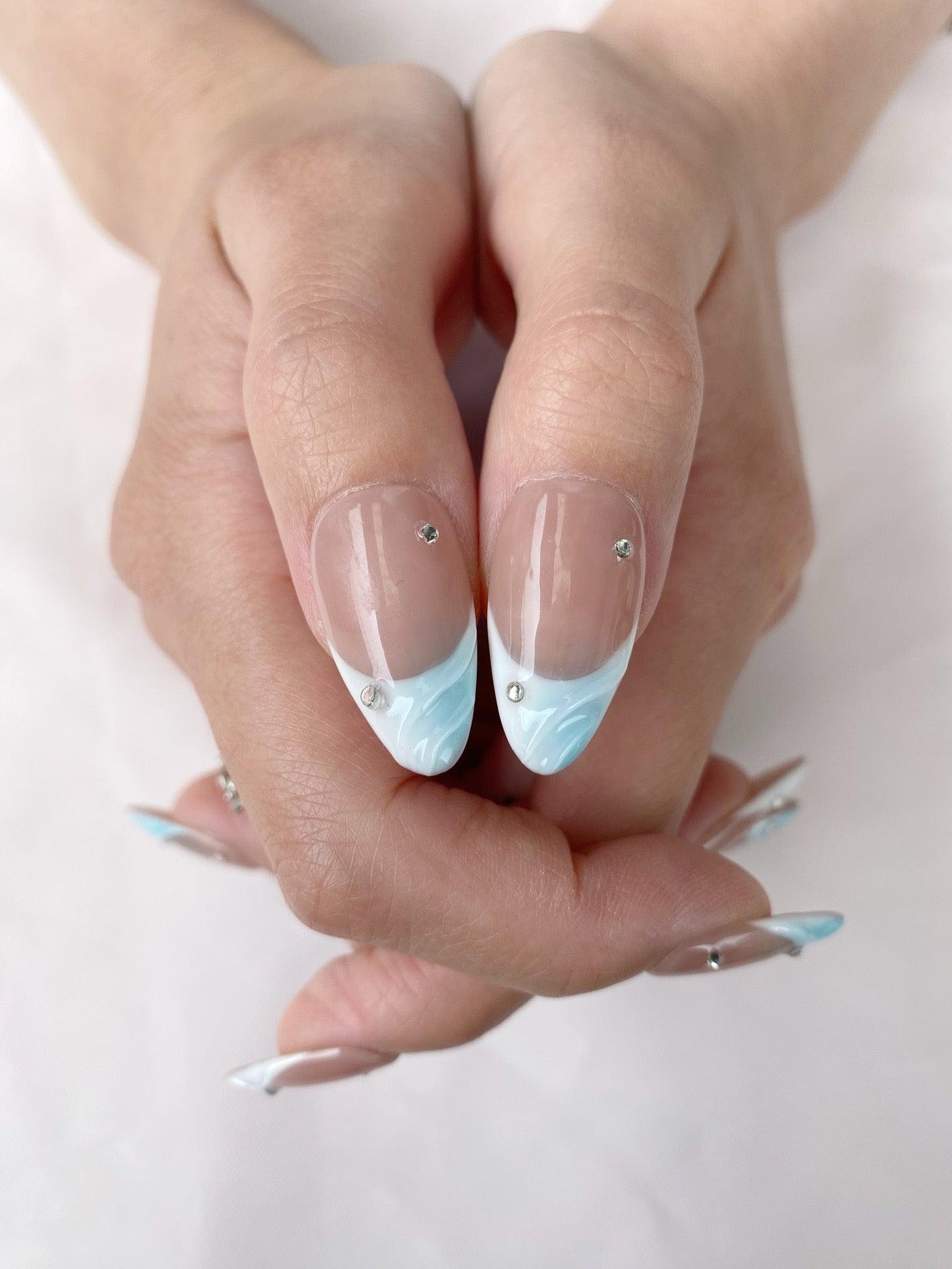 Frosted Dream - GO2NAIL MEDIUM ALMOND PressOnNails