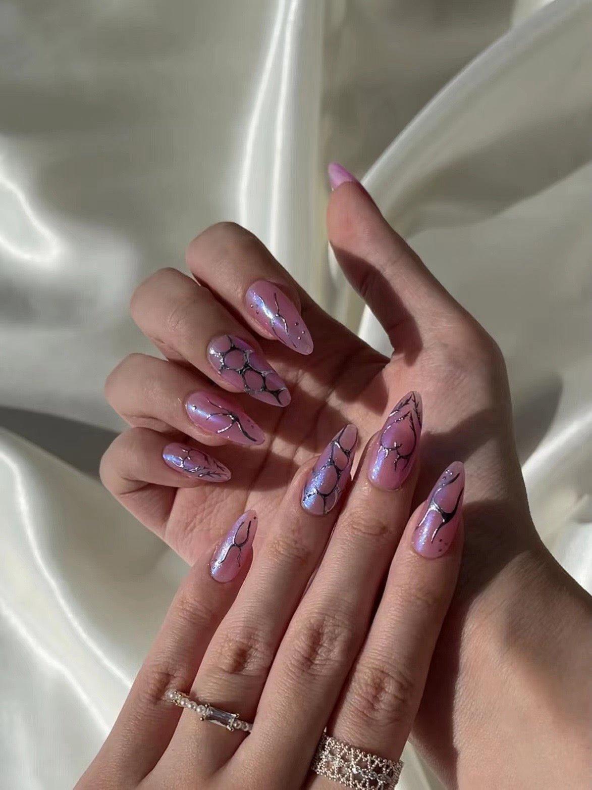 Glass Petals - GO2NAIL MEDIUM ALMOND PressOnNails
