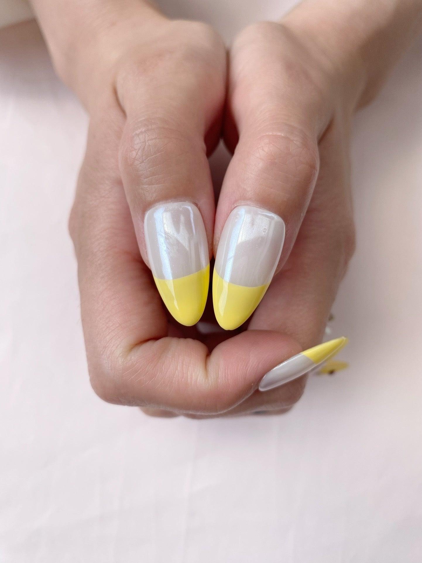 Lemon Glow - GO2NAIL LONG ALMOND PressOnNails