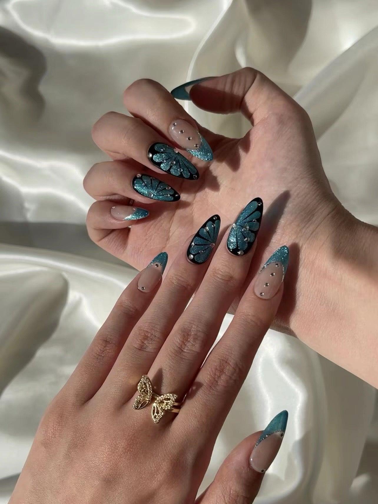 Midnight Bloom - GO2NAIL MEDIUM ALMOND PressOnNails