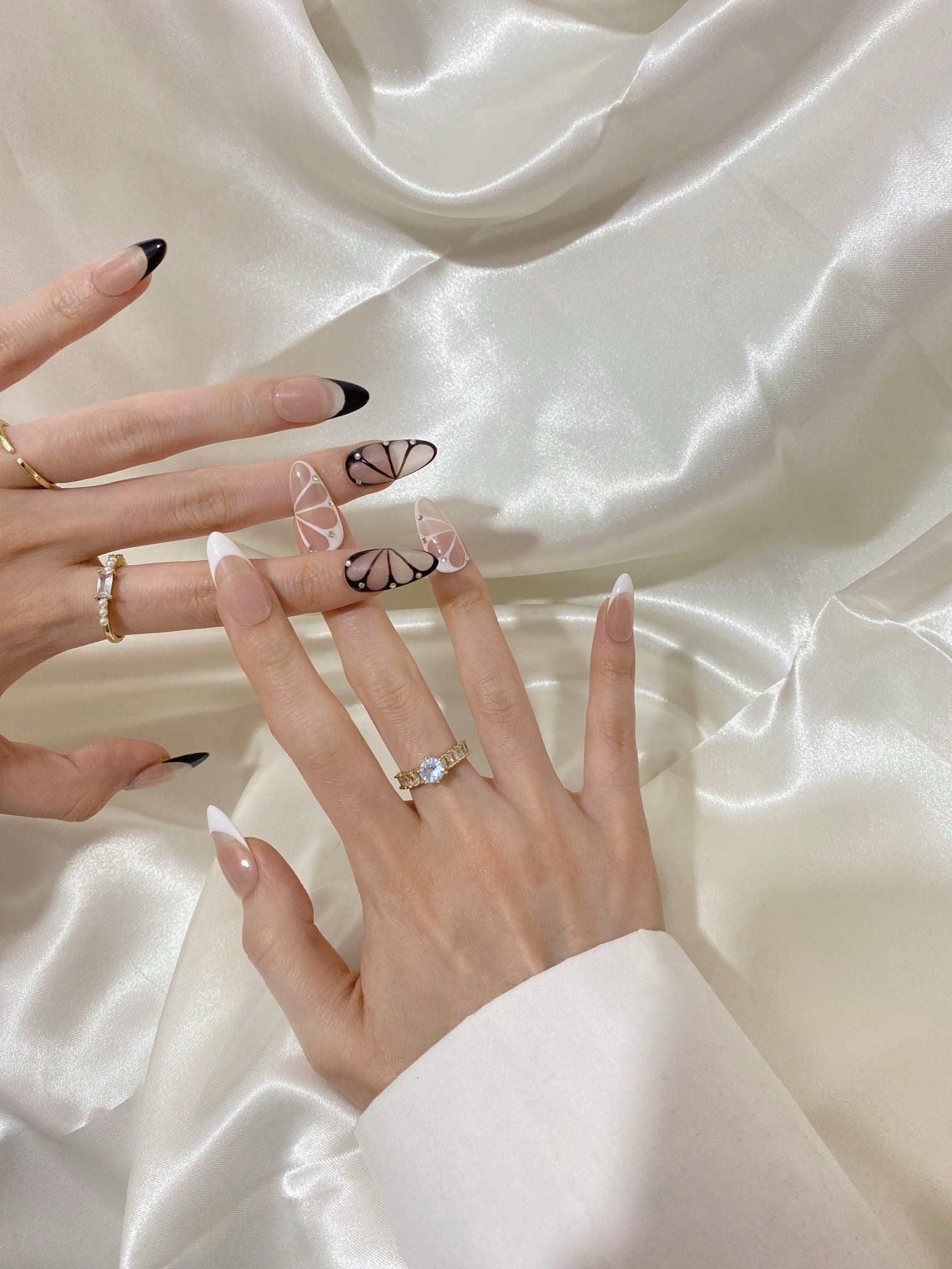 Mono Wings - GO2NAIL LONG ALMOND PressOnNails