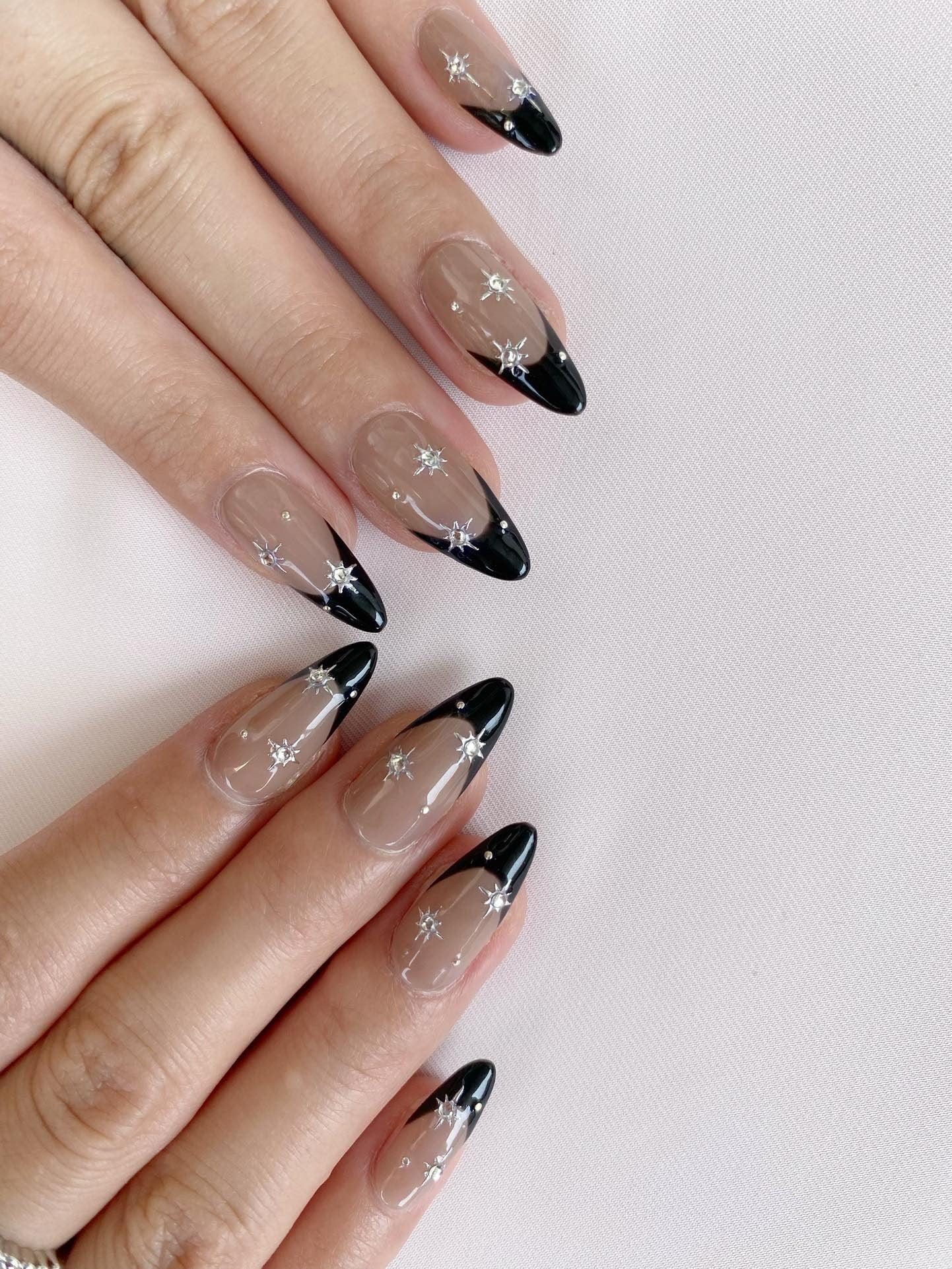 Night Star - GO2NAIL MEDIUM ALMOND PressOnNails
