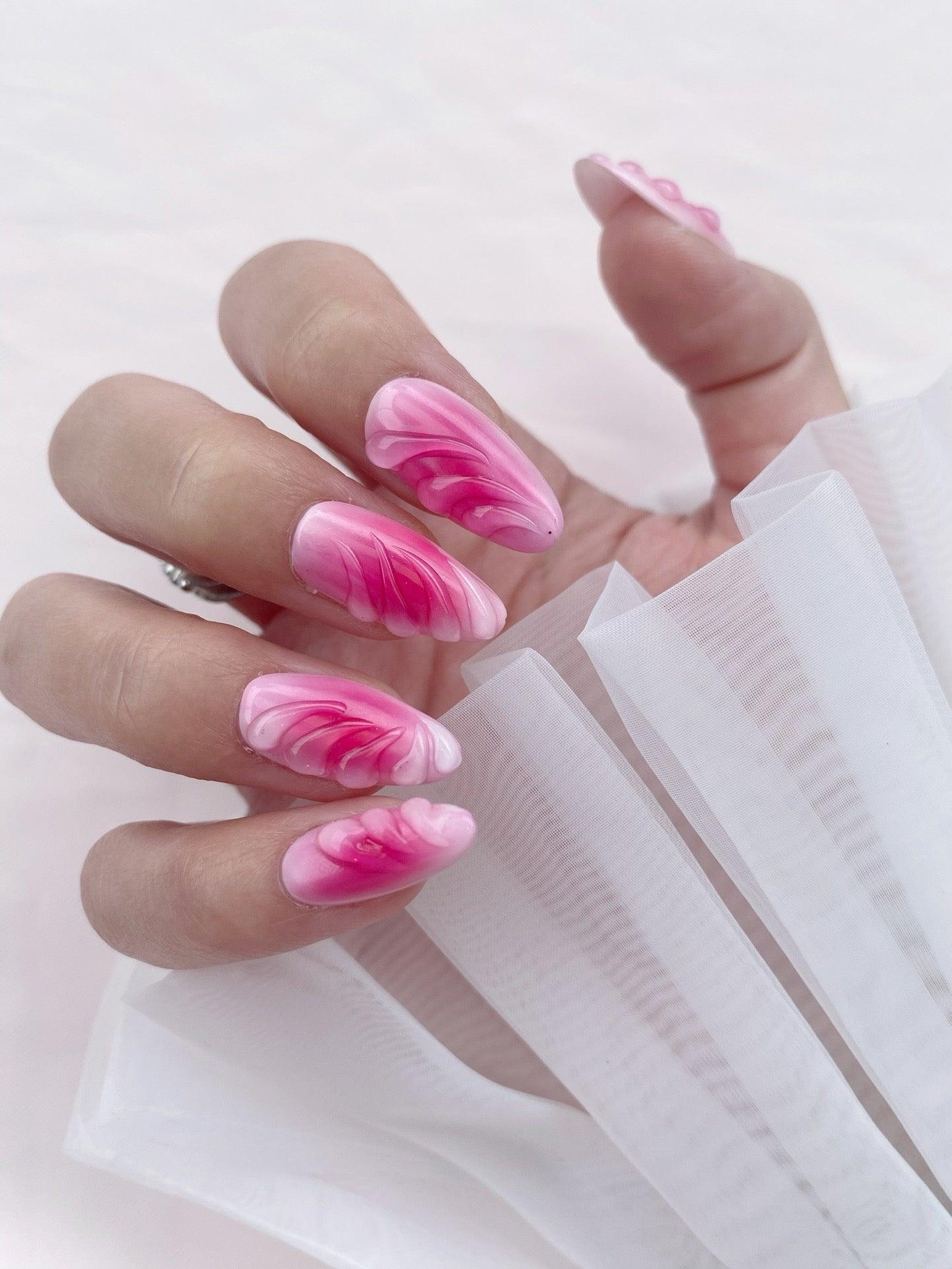Petal Dance - GO2NAIL MEDIUM ALMOND PressOnNails