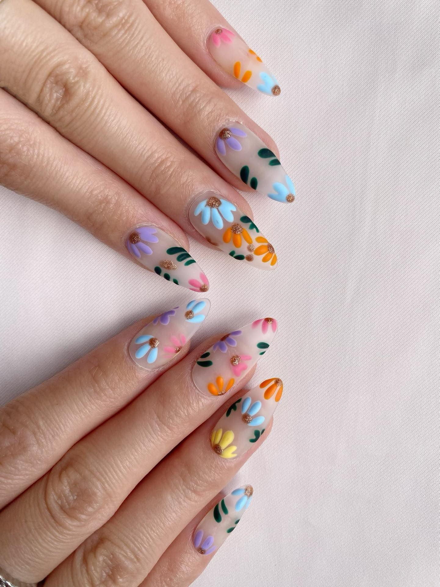 Rainbow Blossoms - GO2NAIL MEDIUM ALMOND PressOnNails