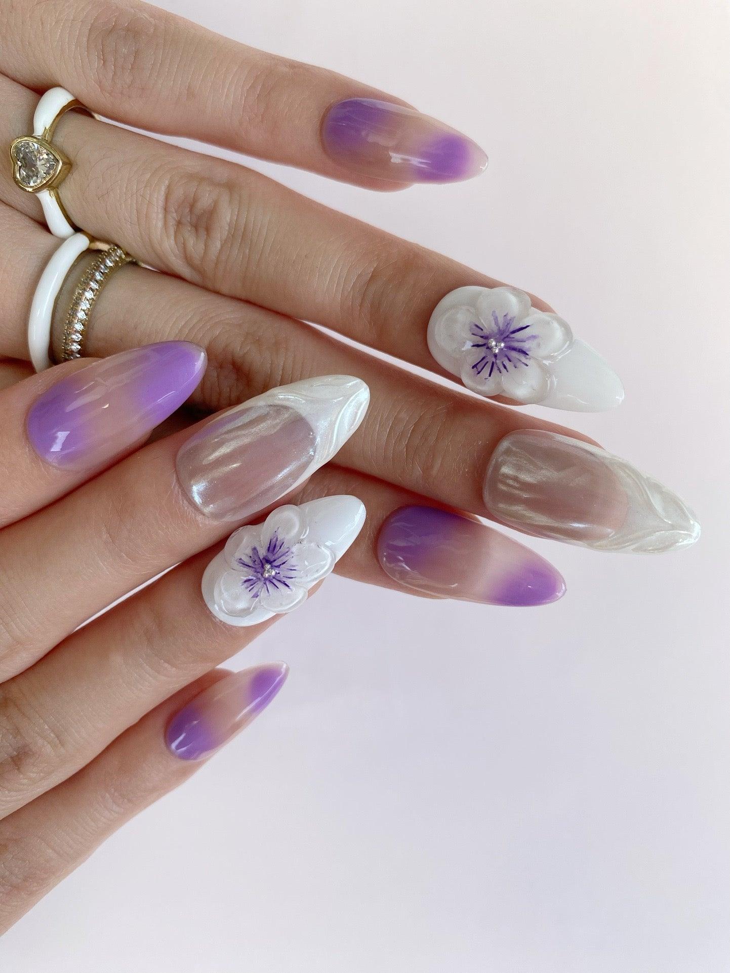 Violet Dream - GO2NAIL MEDIUM ALMOND PressOnNails