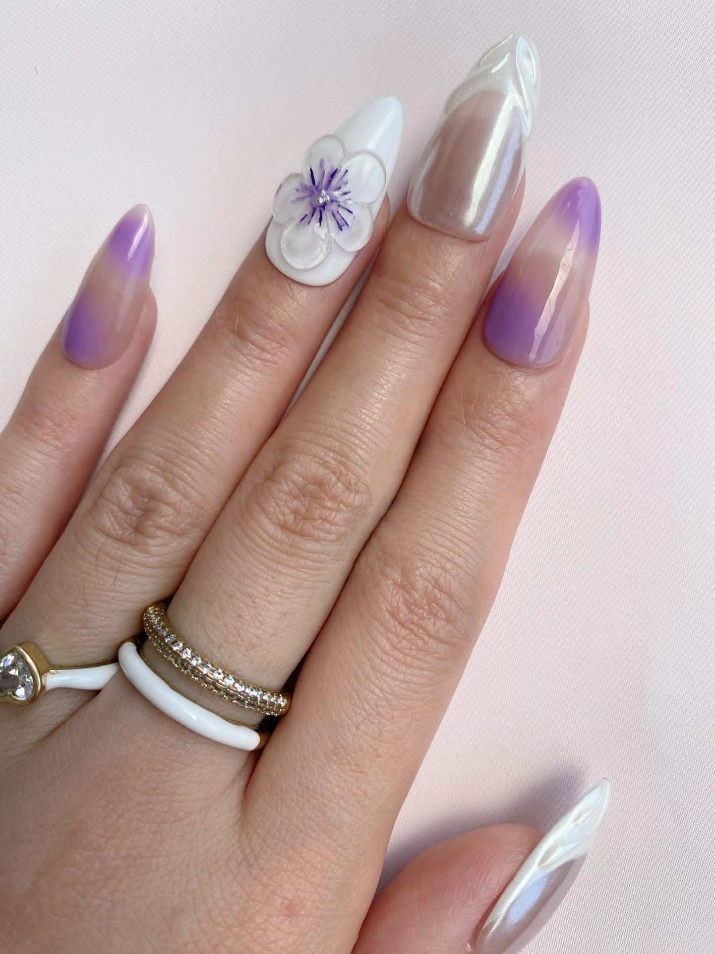 Violet Dream - GO2NAIL MEDIUM ALMOND PressOnNails