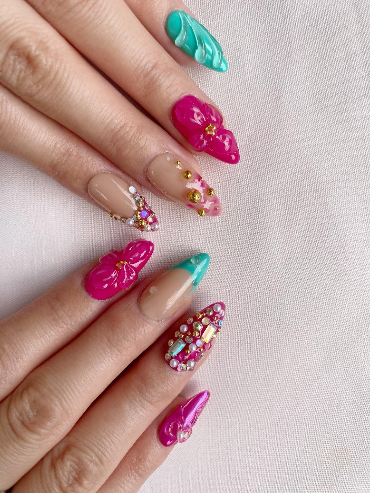 Vivid Bloom - GO2NAIL MEDIUM LONG ALMOND PressOnNails