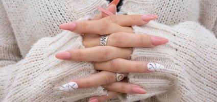 How to Wear Pressed-On Nails: The Ultimate Guide to Flawless Nail Art by Go2Nail - GO2NAIL