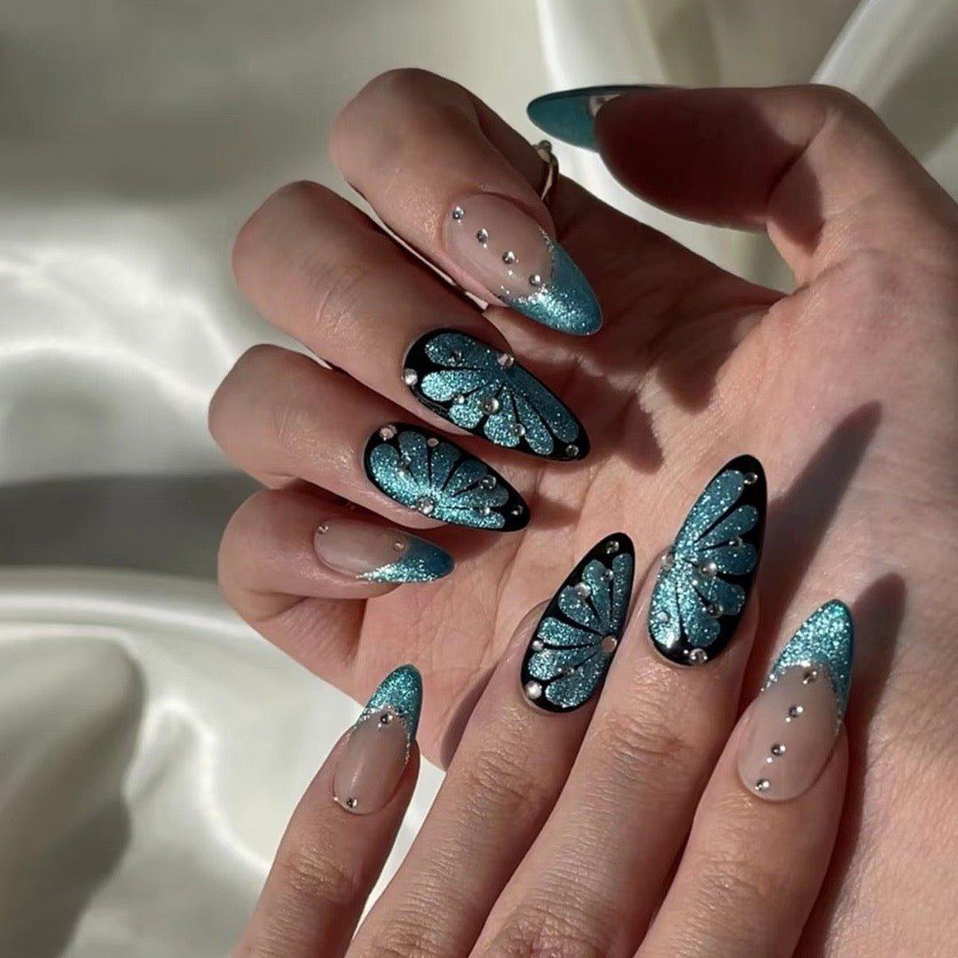 Midnight Bloom - GO2NAIL  MEDIUM ALMOND PressOnNails