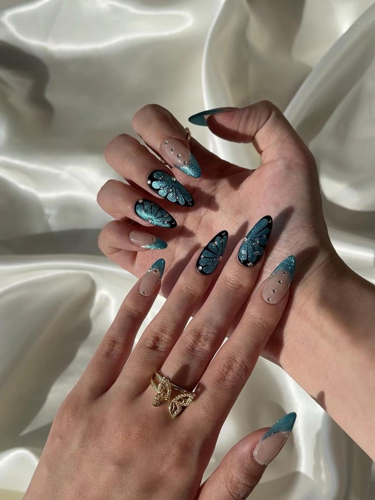 Midnight Bloom - GO2NAIL  MEDIUM ALMOND PressOnNails