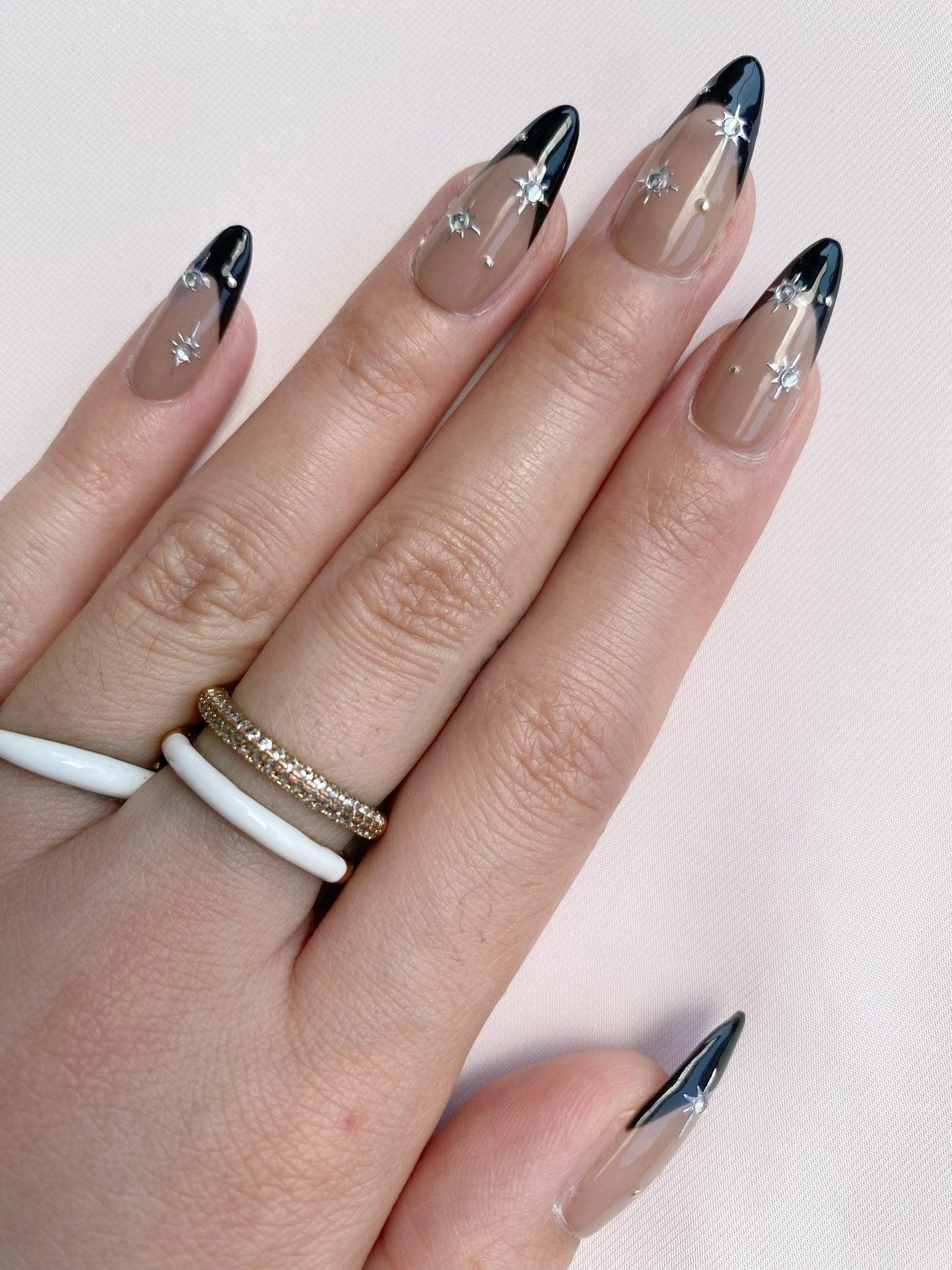 Night Star - GO2NAIL  MEDIUM ALMOND PressOnNails