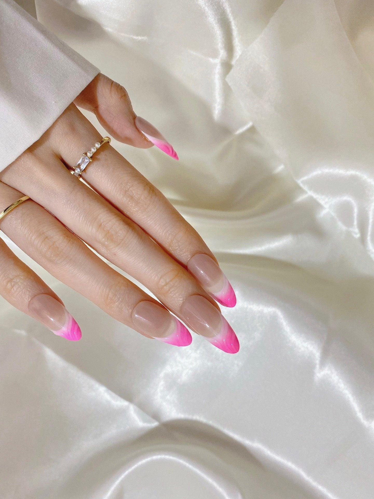 RoseMorningDew - GO2NAIL  MEDIUM ALMOND PressOnNails